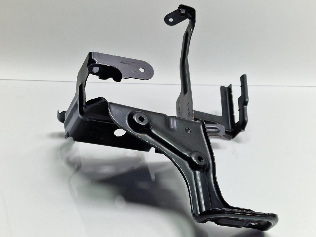 Suport modul pompa ABS AUDI A4 III Avant 8ED, B7 2004 - 2008 2.5 TDI BDG 8E0614119AE