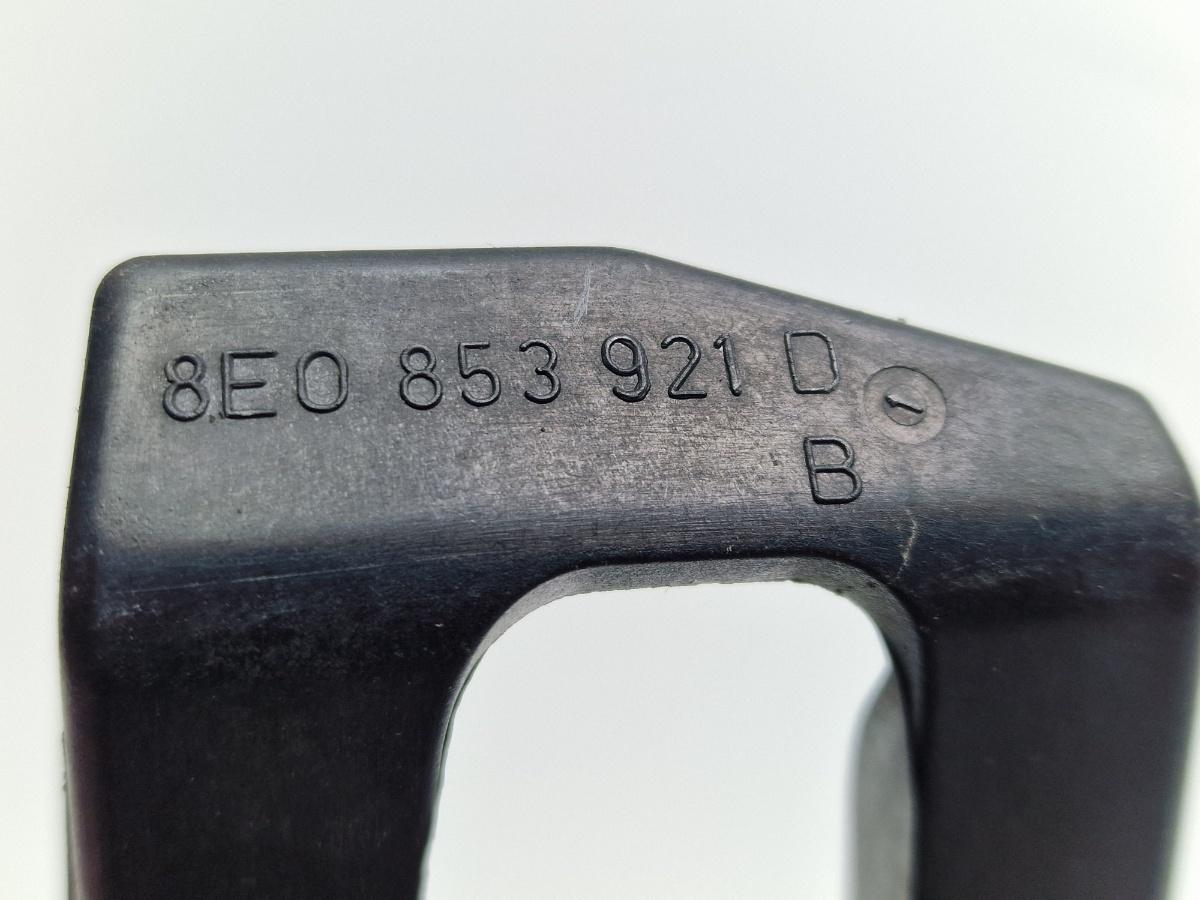 Suport prag stanga fata AUDI A4 III Avant 8ED, B7 2004 - 2008 2.5 TDI BDG 8E0853921D