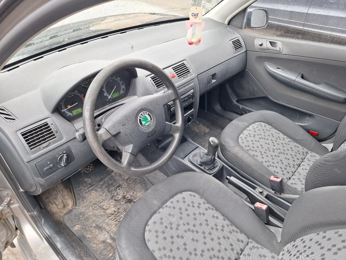 Dezmembrez SKODA FABIA Combi 6Y5 2007 1.2 BME 47KW|64HP