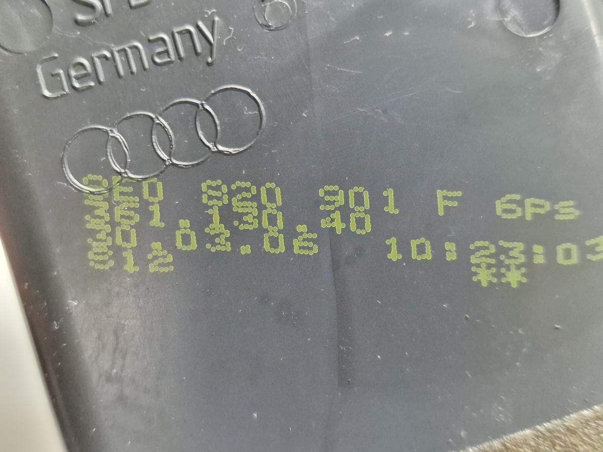 Grila de ventilatie laterala panou de bord stanga AUDI A4 III Avant 8ED, B7 2004 - 2008 2.5 TDI BDG 8E0820901F