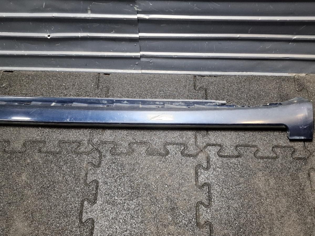 Prag stanga AUDI A4 III Avant 8ED, B7 2004 - 2008 albastru LZ5J 8E0853859
