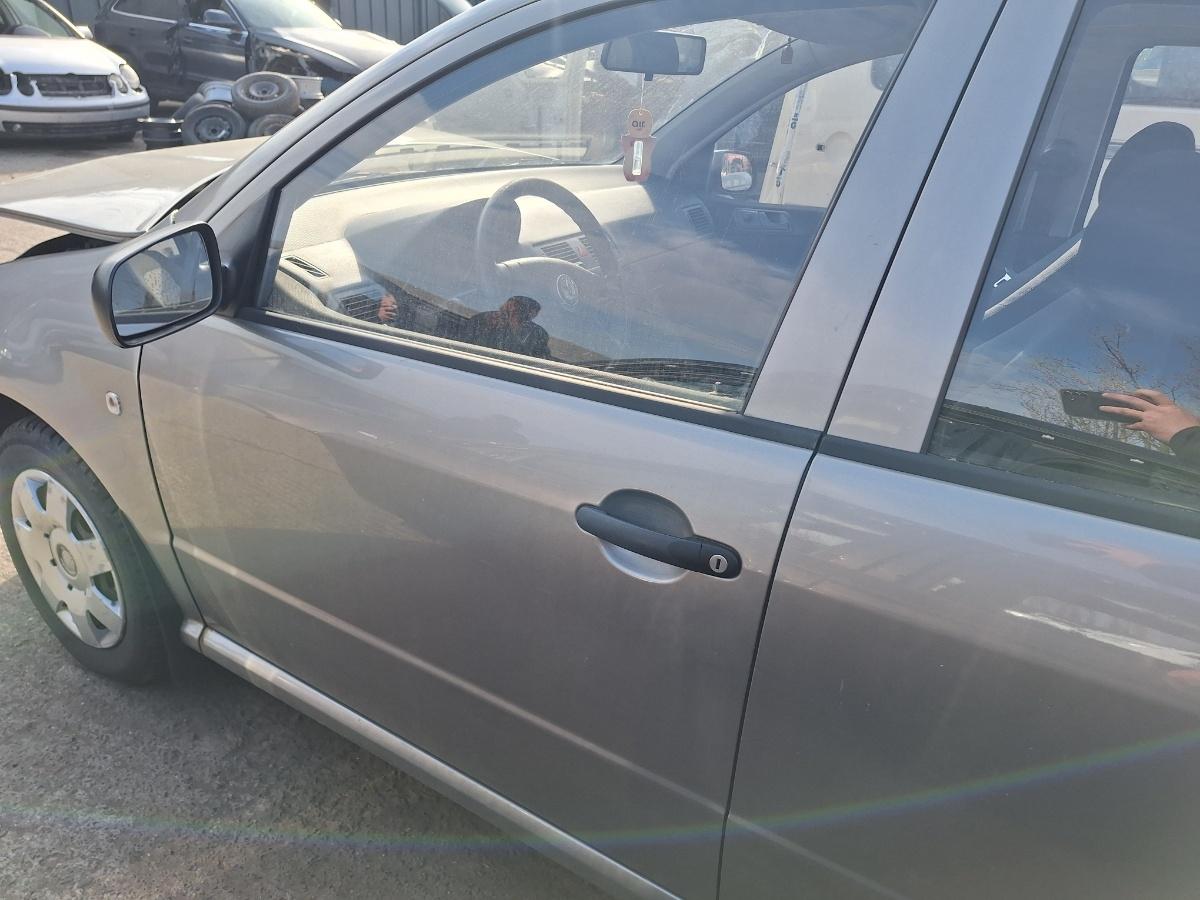 Usa Portieră față stanga SKODA FABIA Combi 6Y5 2007 1.2 BME 47KW|64HP 2007