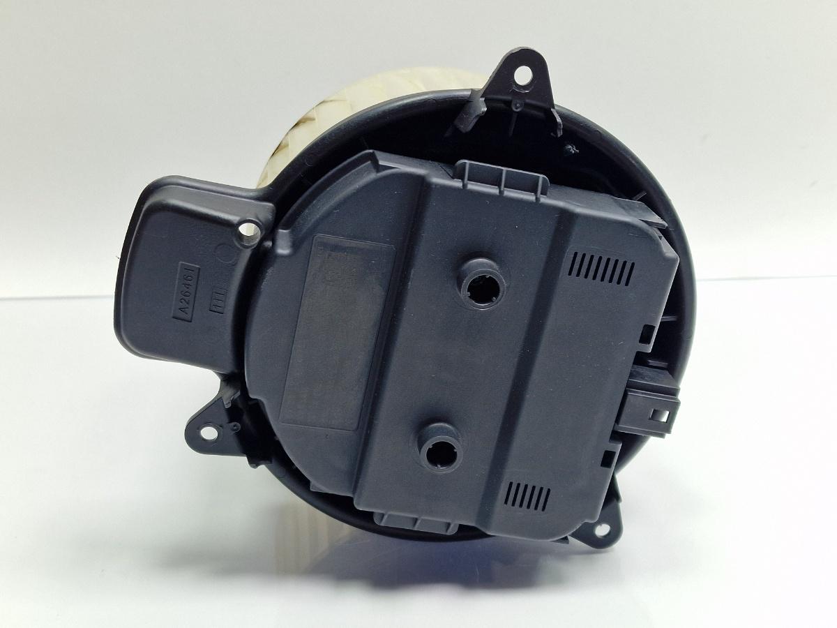 Ventilator aeroterma AUDI A6 IV Avant 4G5, C7, 4GD 2011 - 2018 2.0 TDI CSUD, DDCB Denso 4H1820021C