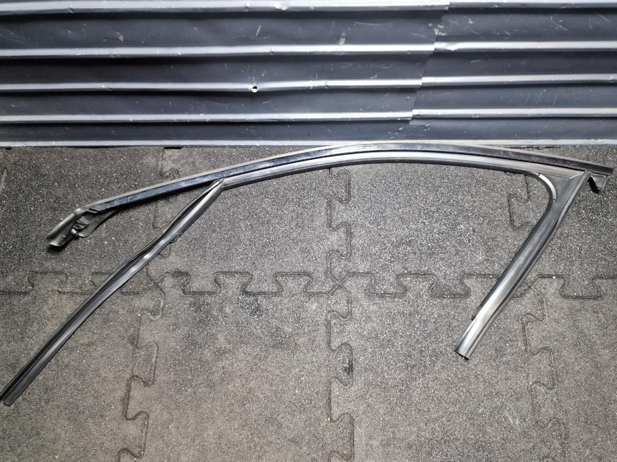 Cheder geam usa stanga fata AUDI A6 IV Avant 4G5, C7, 4GD 2011 - 2018 2.0 TDI CSUD, DDCB 4G0837431