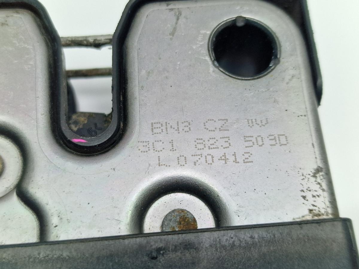 Broasca capota motor VOLKSWAGEN PASSAT Variant 3C5 2005 - 2011 1.9 TDI BKC, BLS, BXE 3C1823509D