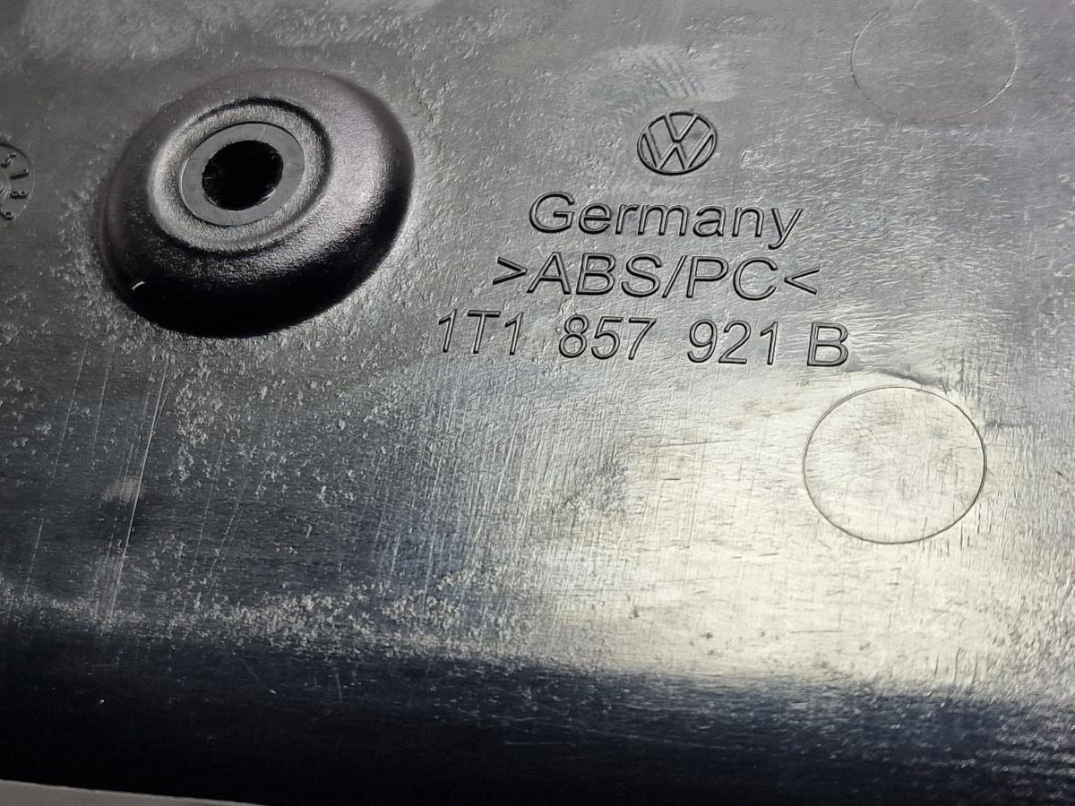 Torpedou bord VOLKSWAGEN TOURAN 1T1, 1T2 2003 - 2010 1.9 TDI BKC, BLS, BXE 1T1857921B
