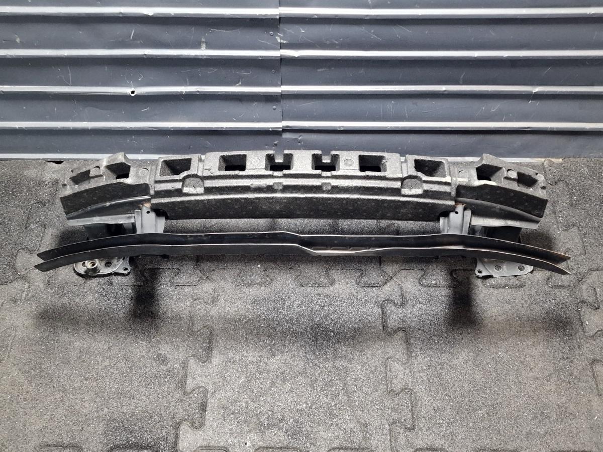 Armatura bara fata VOLKSWAGEN PASSAT Variant 3C5 2005 - 2011 1.6 TDI CAYC 3C0807109D