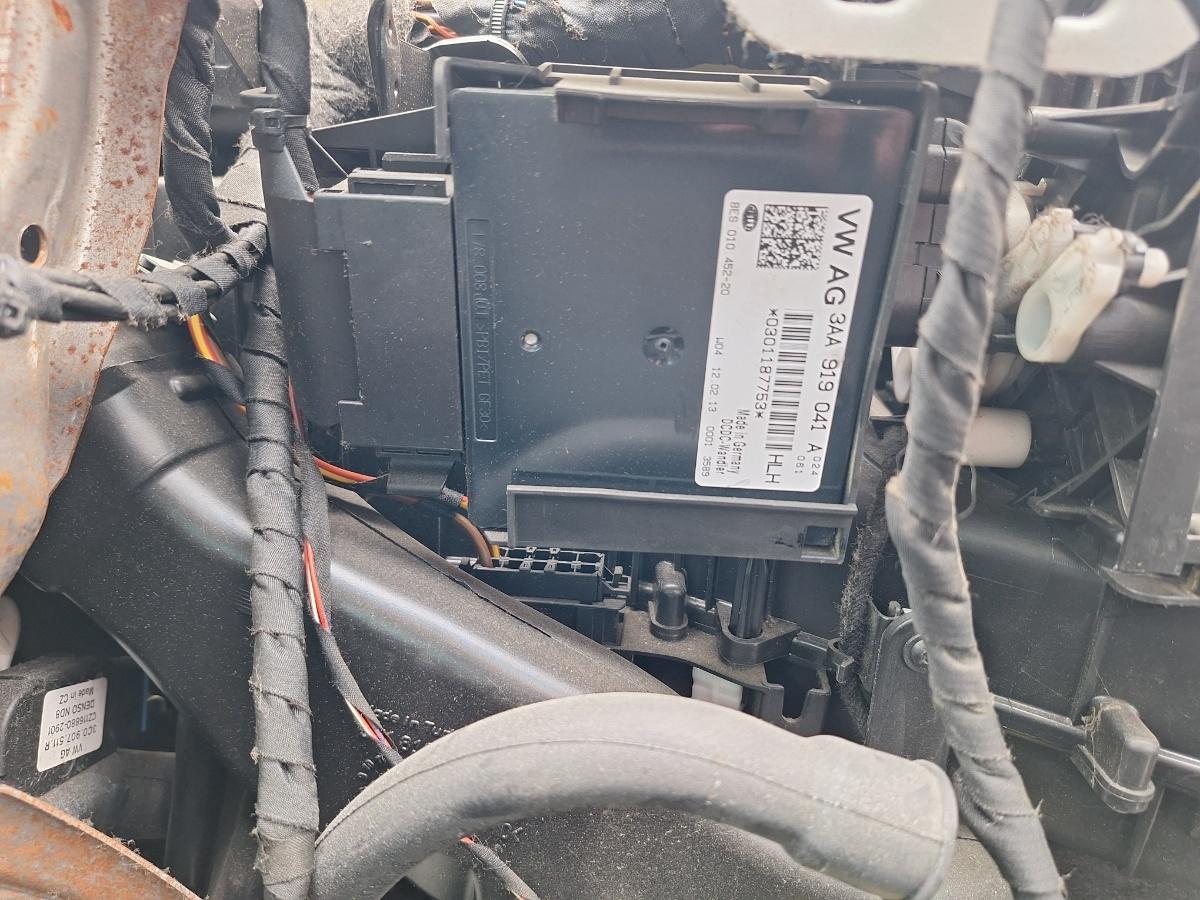 Modul de control pornire/oprire VOLKSWAGEN TIGUAN 5N_ 2007 -> 2.0 TDI CBAB, CFFB 3AA919041A