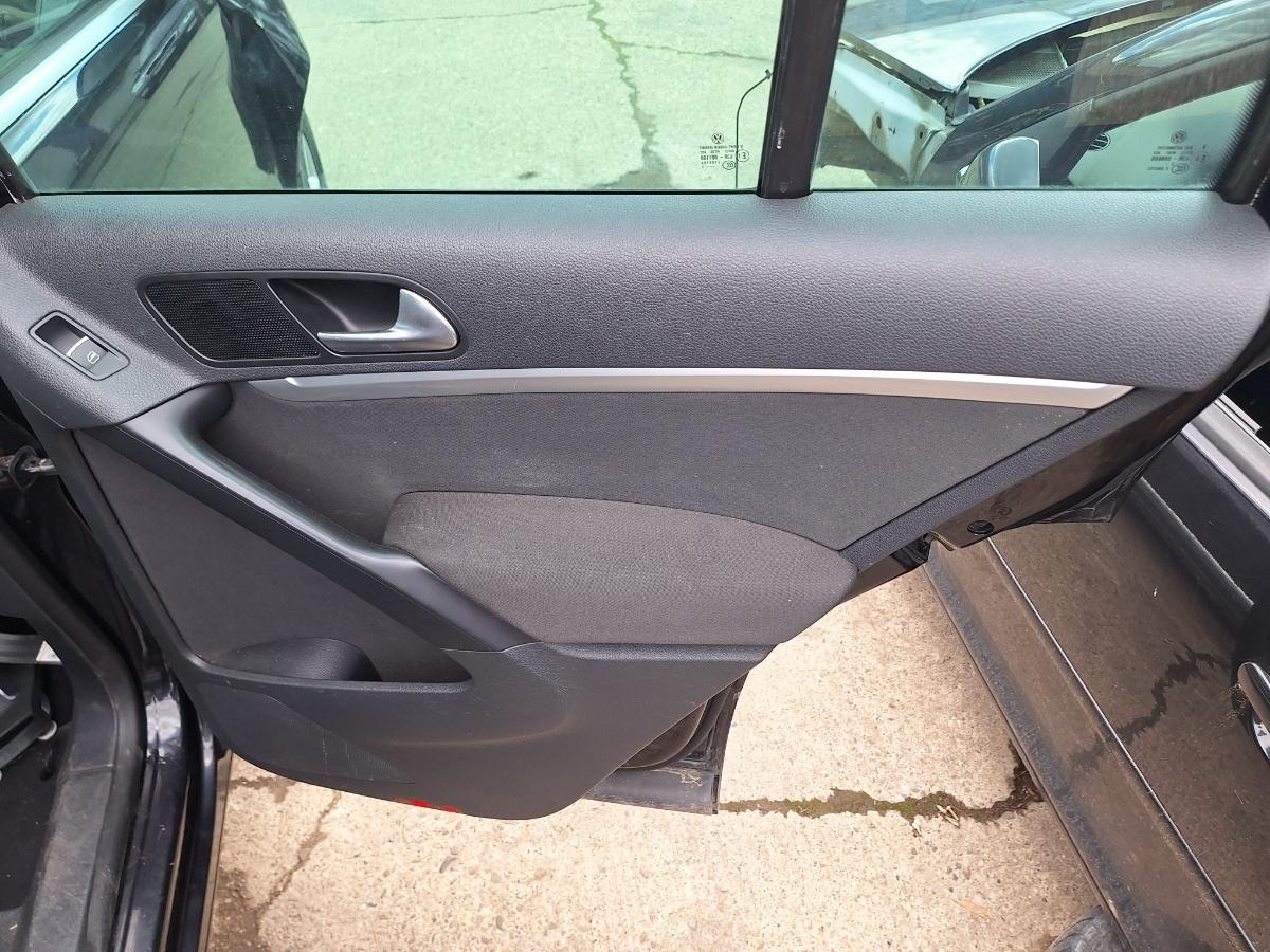 Tapiterie panou portiera spate dreapta VOLKSWAGEN TIGUAN 5N_ 2010 - 2015