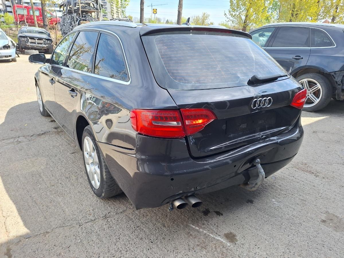 Dezmembrez AUDI A4 IV Avant 8K5, B8 2010 2.0 TDI CAGA 105KW|143HP