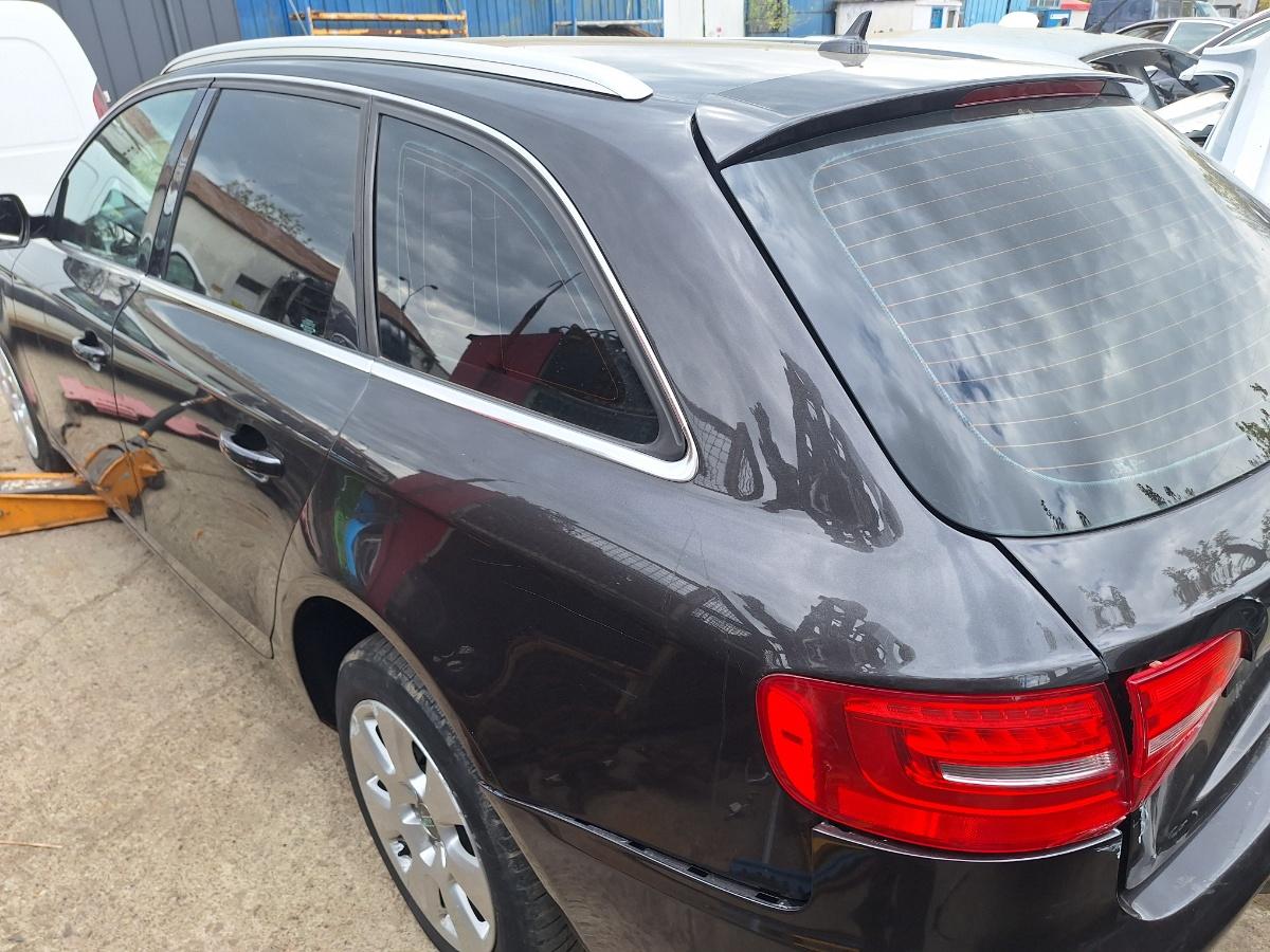 Aripă spate stanga AUDI A4 IV Avant 8K5, B8 2010 2.0 TDI CAGA 105KW|143HP 2010