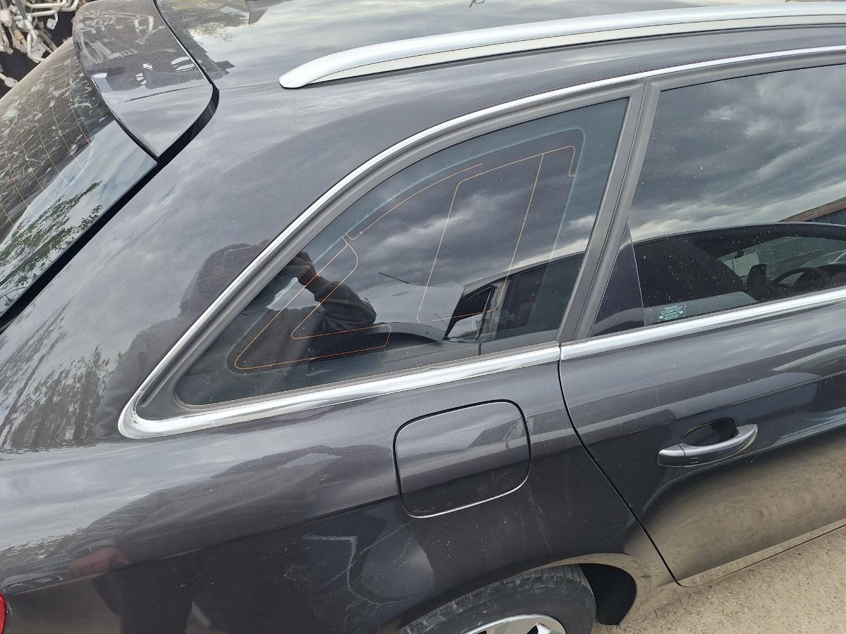 Aripă spate dreapta AUDI A4 IV Avant 8K5, B8 2010 2.0 TDI CAGA 105KW|143HP 2010