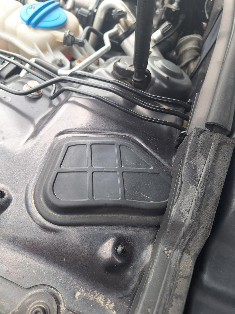 Capac vizitare AUDI A4 IV Avant 8K5, B8 2007 - 2015 2.0 TDI CAGA, CJCA, CMEA, CMFA
