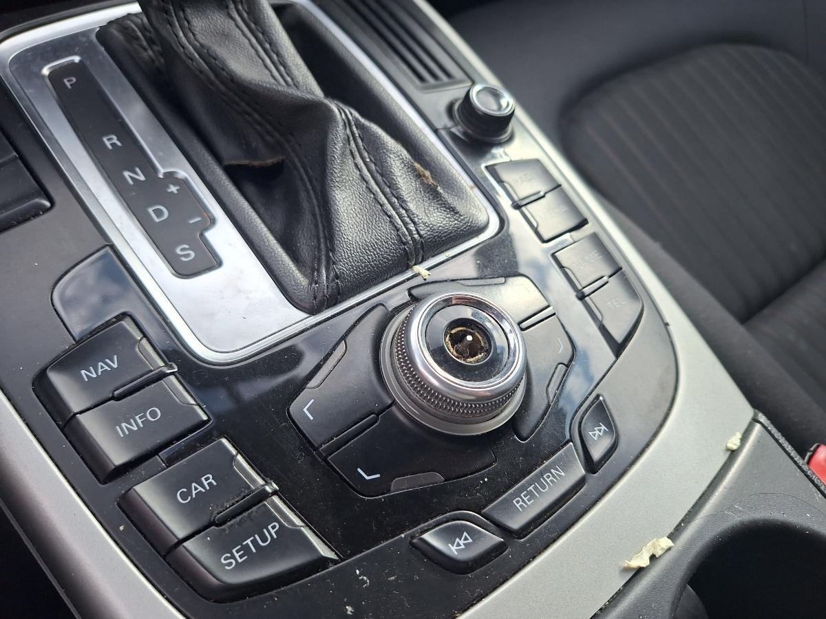 Unitate de control consola centrala MMI AUDI A4 IV Avant 8K5, B8 2007 - 2015 2.0 TDI CAGA, CJCA, CMEA, CMFA