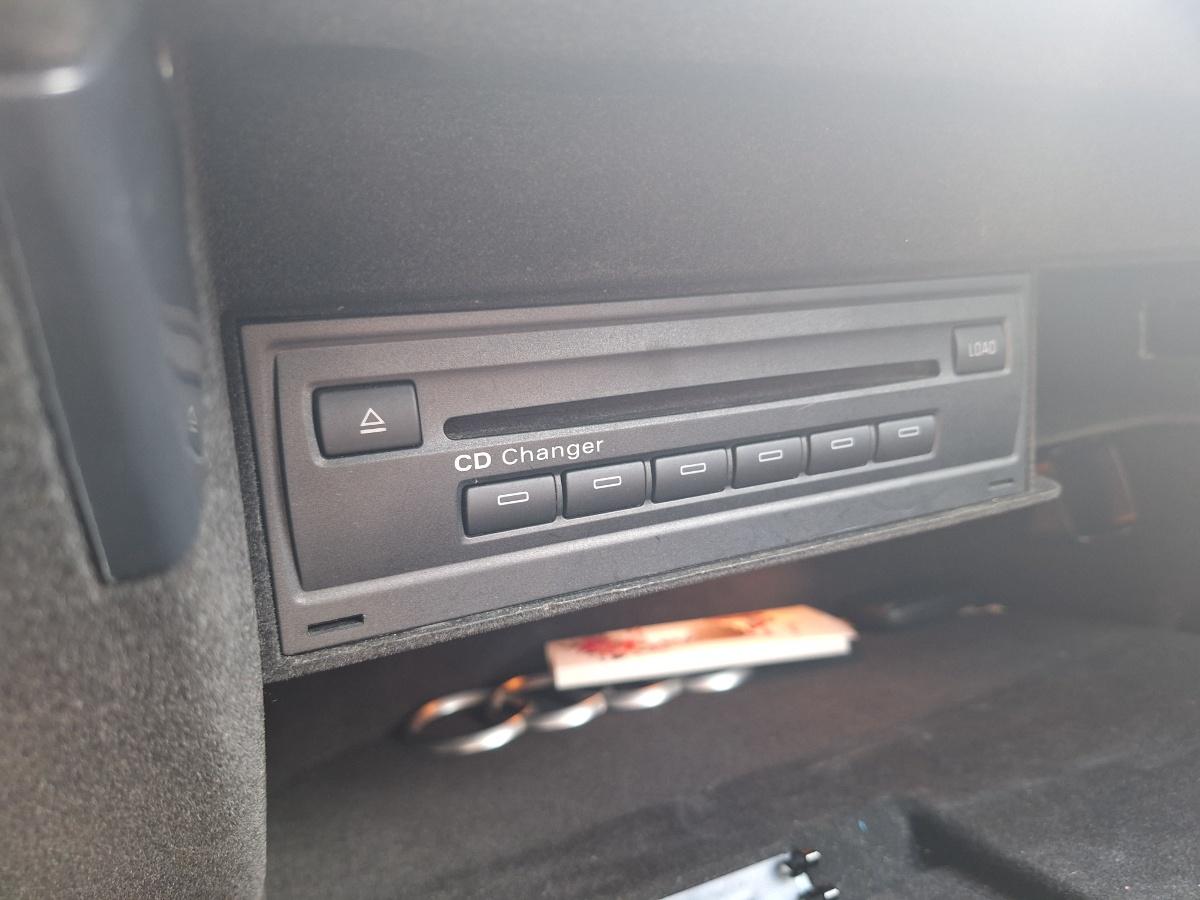 Schimbator CD/DVD AUDI A4 IV Avant 8K5, B8 2007 - 2015 2.0 TDI CAGA, CJCA, CMEA, CMFA