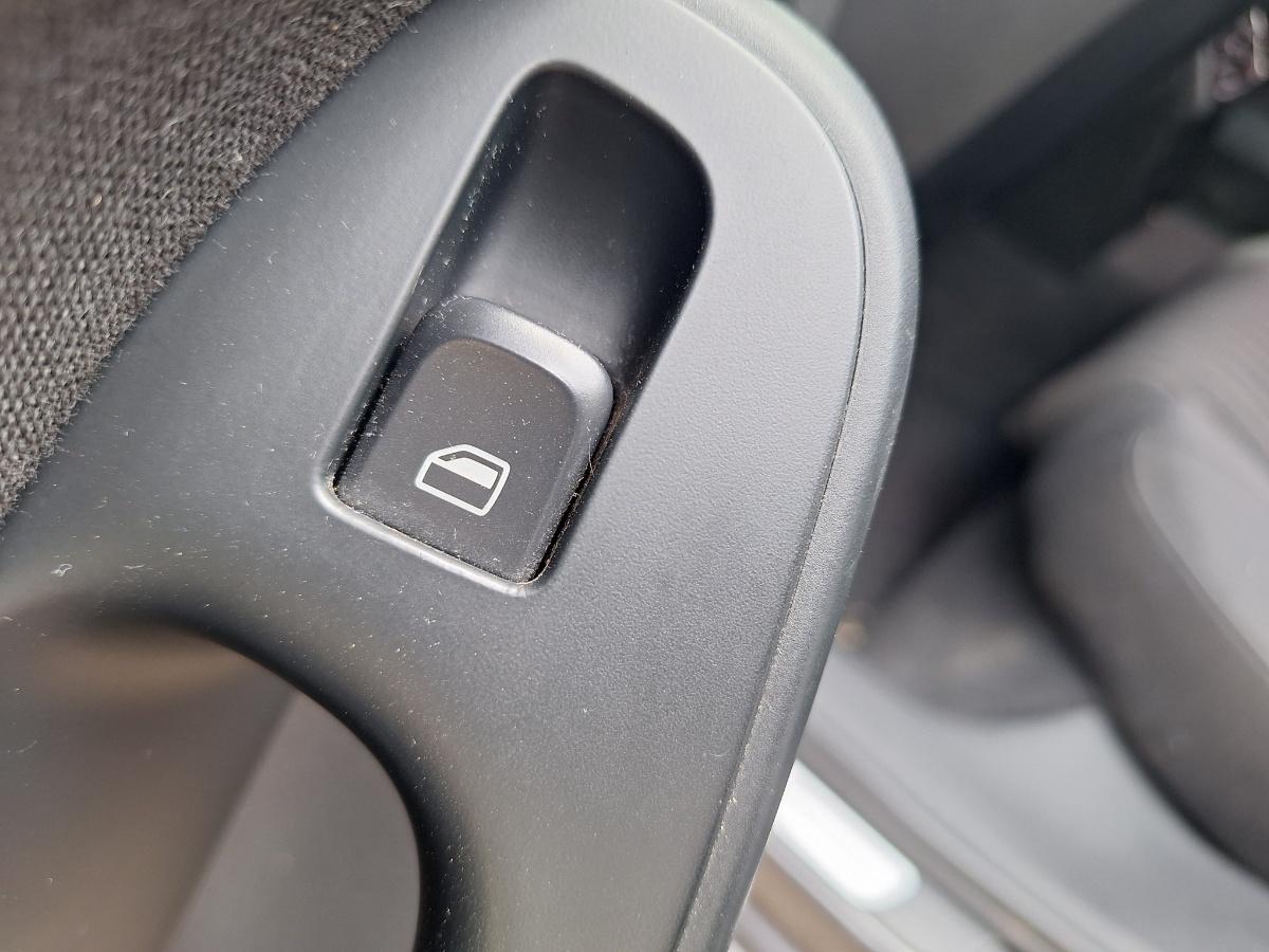 Comutator geam pivotant stanga AUDI A4 IV Avant 8K5, B8 2010 2.0 TDI CAGA 105KW|143HP 2010