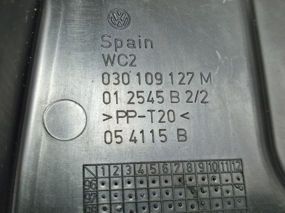 Carcasa distributie VOLKSWAGEN LUPO 6X1, 6E1 1998 - 2005 1.0 1.0 1.0 AER, ALD, ALL, ANV, AUC 030109127M