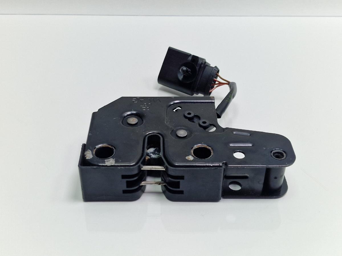 Broasca capota motor VOLKSWAGEN TOUAREG 7LA, 7L6, 7L7 2002 - 2013 2.5 R5 TDI BAC, BPE 7L0823509C