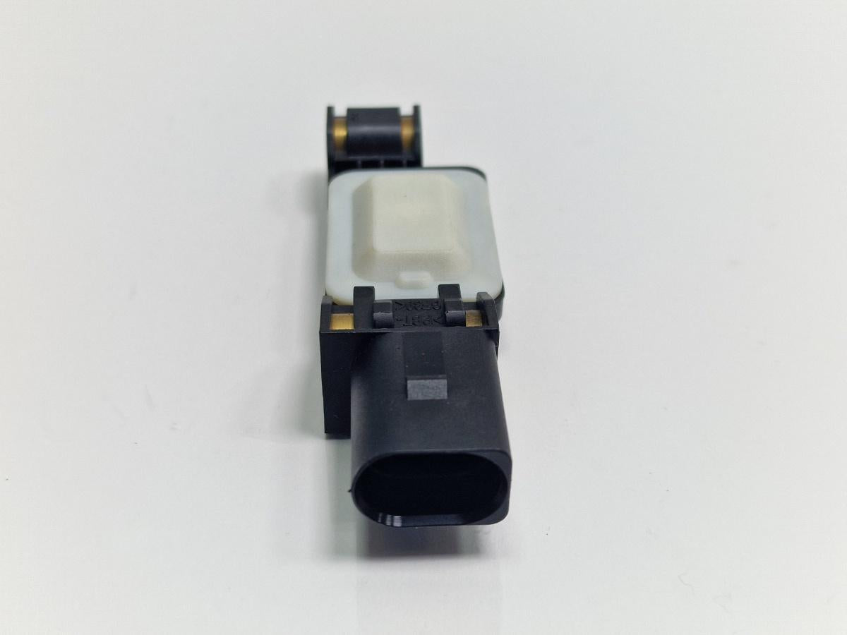 Senzor impact airbag VOLKSWAGEN TOUAREG 7LA, 7L6, 7L7 2002 - 2013 2.5 R5 TDI BAC, BPE 4B0959643E