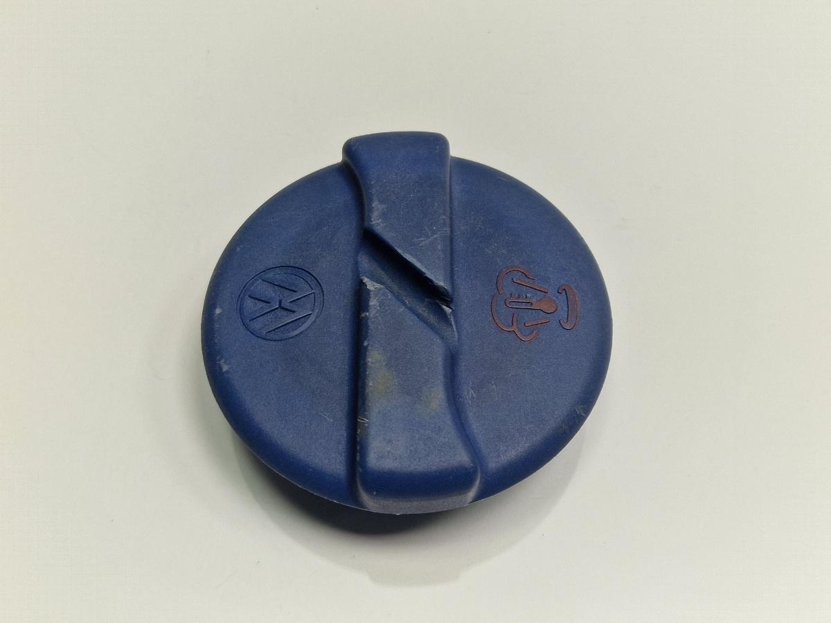 Capac vas expansiune VOLKSWAGEN TOUAREG 7LA, 7L6, 7L7 2002 - 2013 2.5 R5 TDI BAC, BPE 1K0121321D