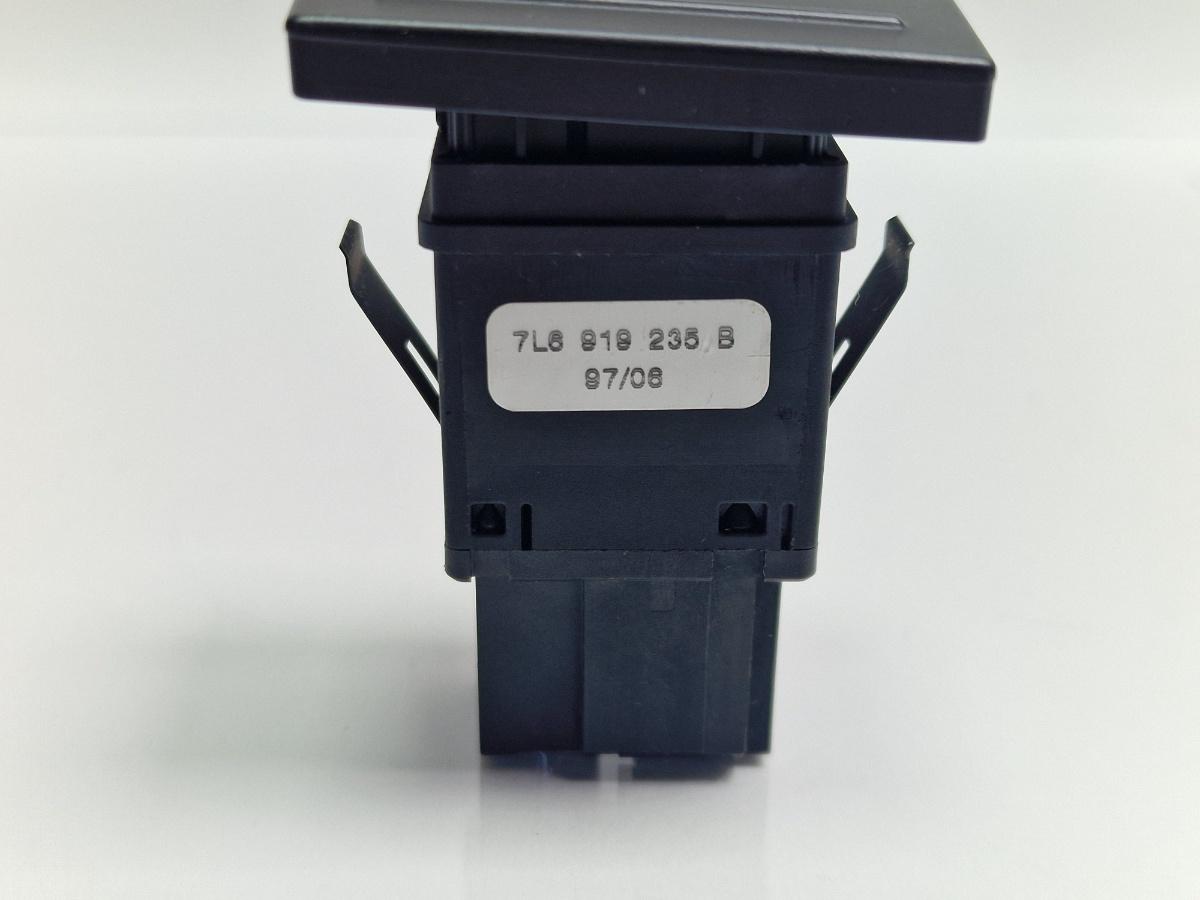 Buton airbag pasager VOLKSWAGEN TOUAREG 7LA, 7L6, 7L7 2002 - 2013 2.5 R5 TDI BAC, BPE 7L6919235B