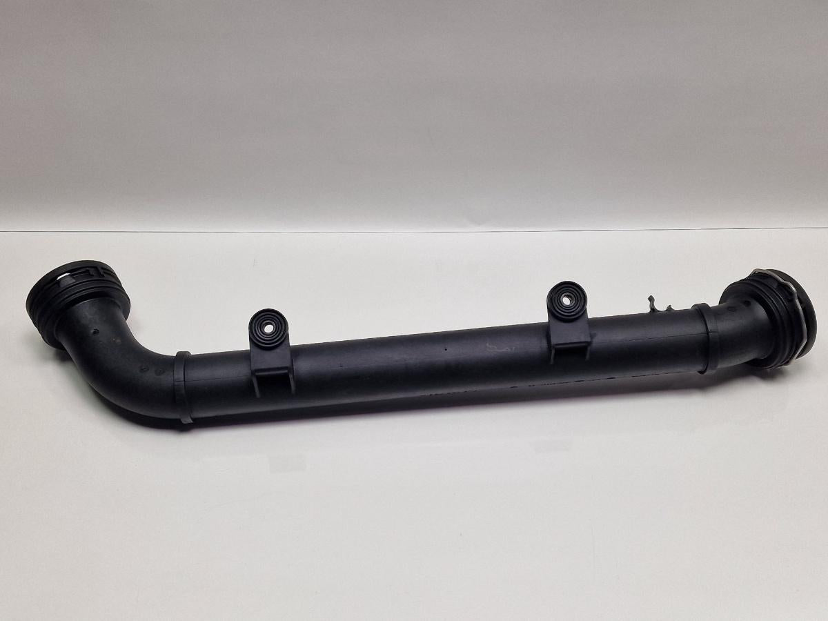 Conducta intercooler VOLKSWAGEN TOUAREG 7LA, 7L6, 7L7 2002 - 2013 2.5 R5 TDI BAC, BPE 7L6145795A