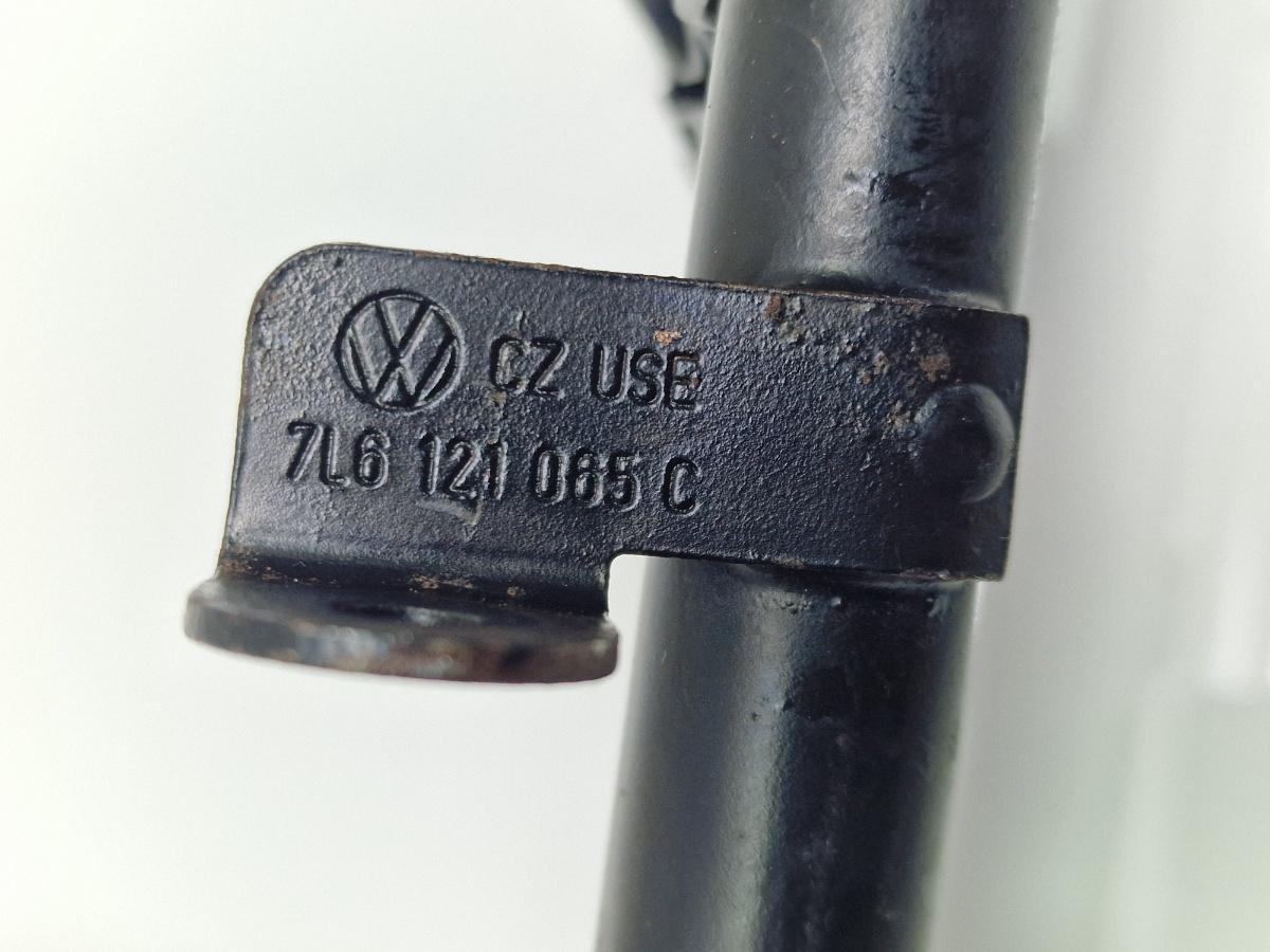 Conducte apa VOLKSWAGEN TOUAREG 7LA, 7L6, 7L7 2002 - 2013 2.5 R5 TDI BAC, BPE 7L6121065C