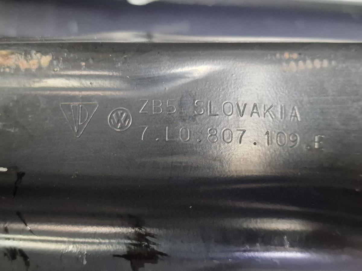 Armatura bara fata VOLKSWAGEN TOUAREG 7LA, 7L6, 7L7 2002 - 2013 2.5 R5 TDI BAC, BPE 7L0807109E