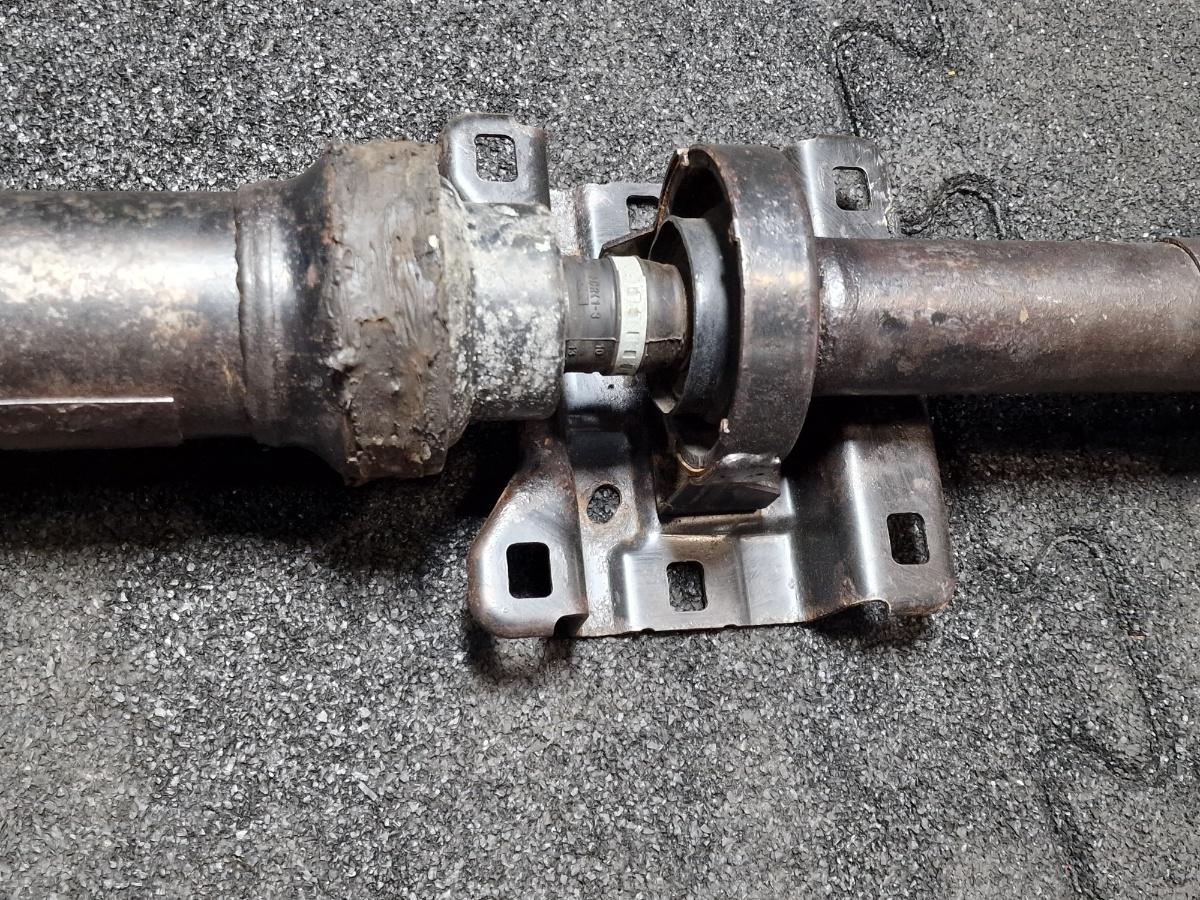 Cardan de transmisie spate VOLKSWAGEN TOUAREG 7LA, 7L6, 7L7 2002 - 2013 2.5 R5 TDI BAC, BPE 7L6521102H
