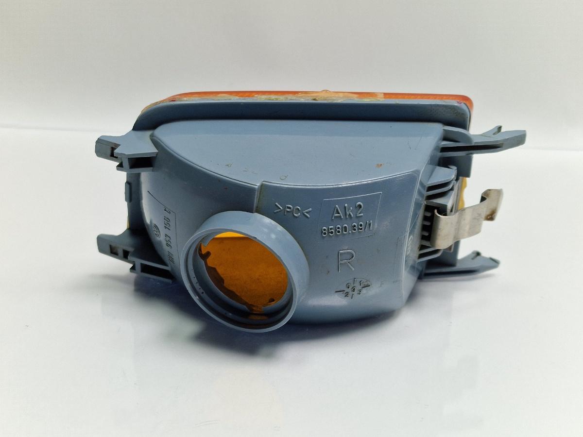 Lampa semnalizare dreapta fata VOLKSWAGEN GOLF III Variant 1H5 1993 - 1999 1.9 TDI 1Z, AHU, ALE 1H0953156C