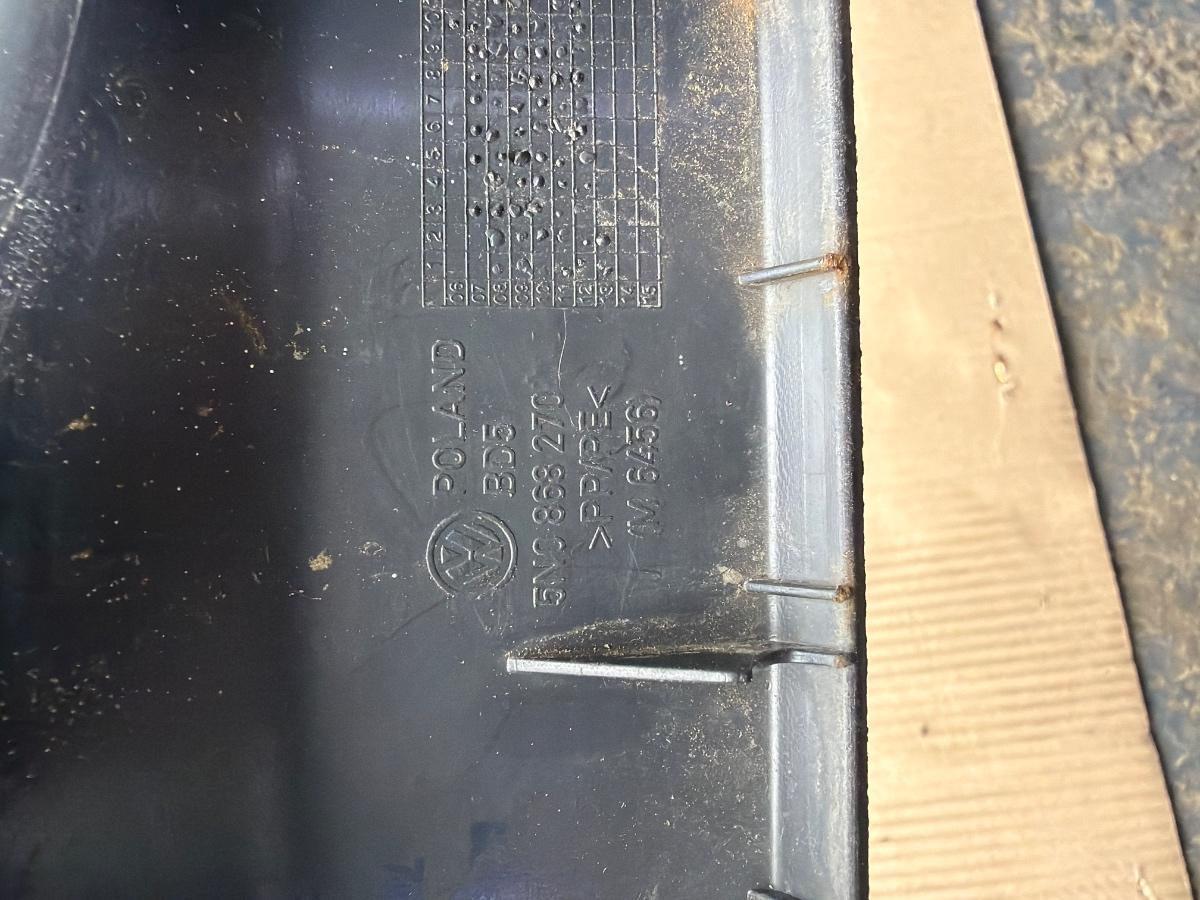 Element decorativ praguri stalp dreapta spate VOLKSWAGEN TIGUAN 5N_ 2007 -> 2.0 TDI CBAB, CFFB 5N0868270