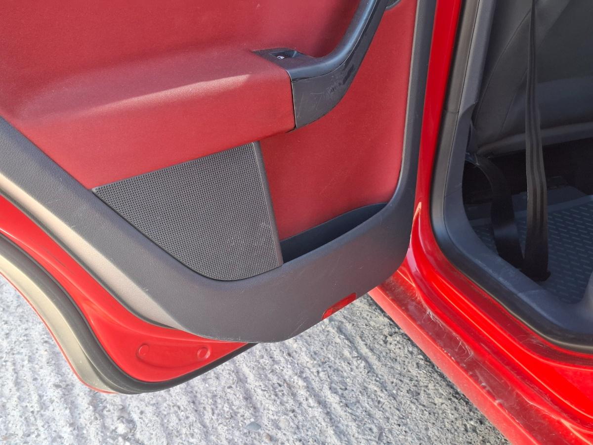 Grilă difuzor lateral stanga spate VOLKSWAGEN GOLF PLUS 5M1, 521 2006 1.9 TDI BXE 77KW|105HP 2006
