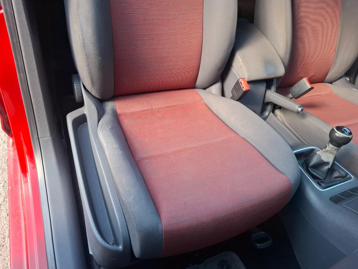 Scaun față, pasager dreapta VOLKSWAGEN GOLF PLUS 5M1, 521 2006 1.9 TDI BXE 77KW|105HP 2006