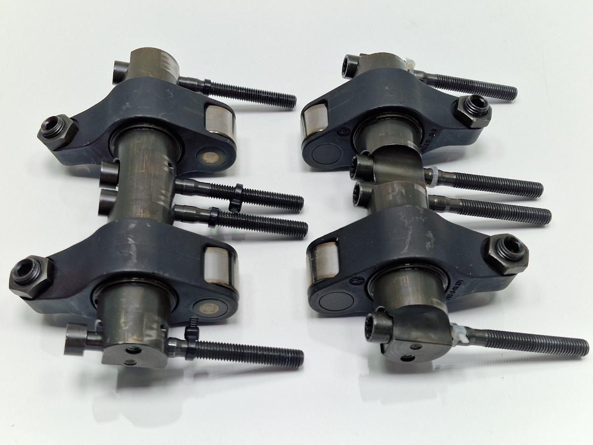 Rampa culbutori VOLKSWAGEN GOLF V 1K1 2003 - 2009 1.9 TDI BLS 038109527AF