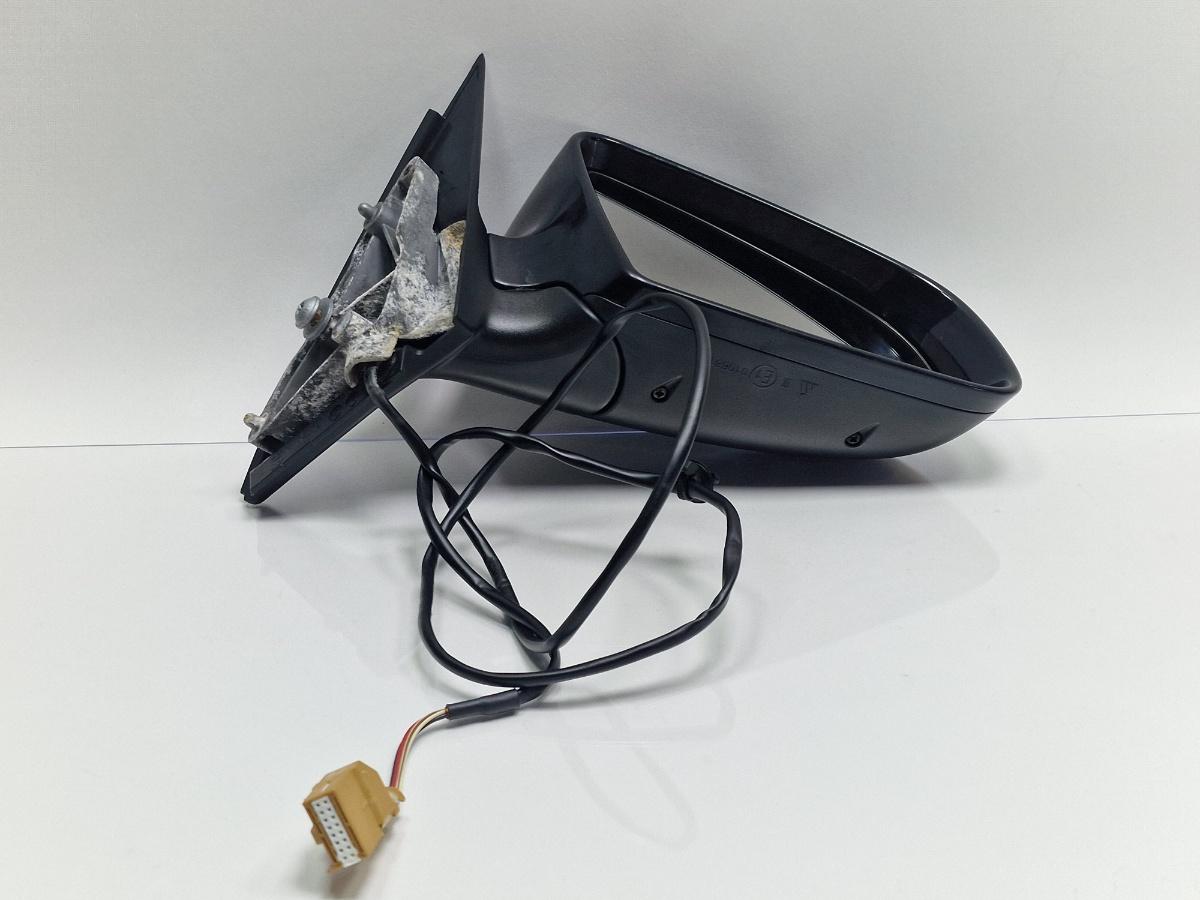 Oglinda electrica dreapta AUDI A4 III 8EC, B7 2004 - 2008 negru LZ9Y 8E1858532AA