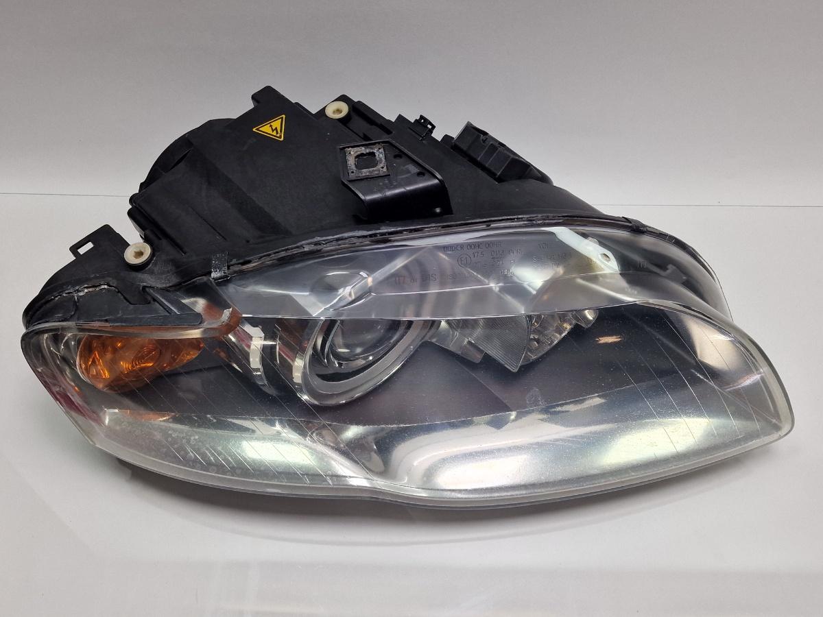 Far xenon dreapta AUDI A4 III 8EC, B7 2004 - 2008 2.0 TDI BPW 8E0941030BM