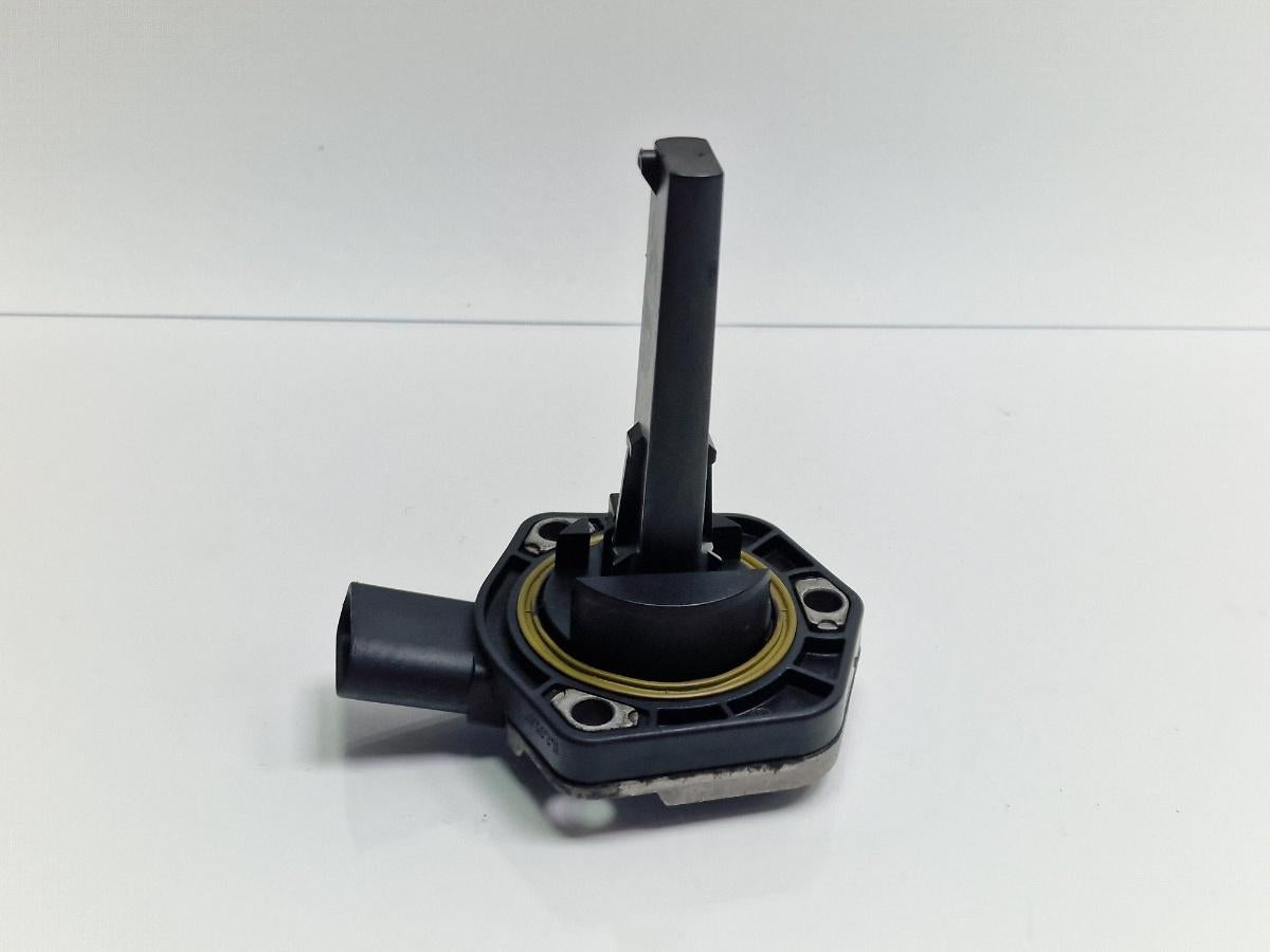 Senzor nivel ulei AUDI A4 III 8EC, B7 2004 - 2008 2.0 TDI BPW HELLA 6PR 008 079-05 06E907660
