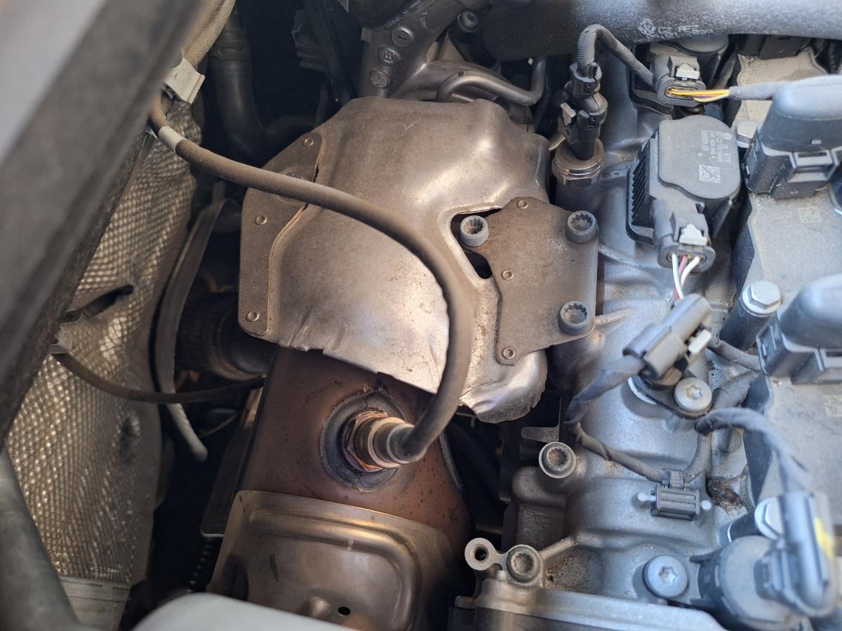 Scut termic țeavă de eșapament SKODA KAMIQ 2022 1.5 TSI ACT EVO DPCA 110KW|148HP 2022