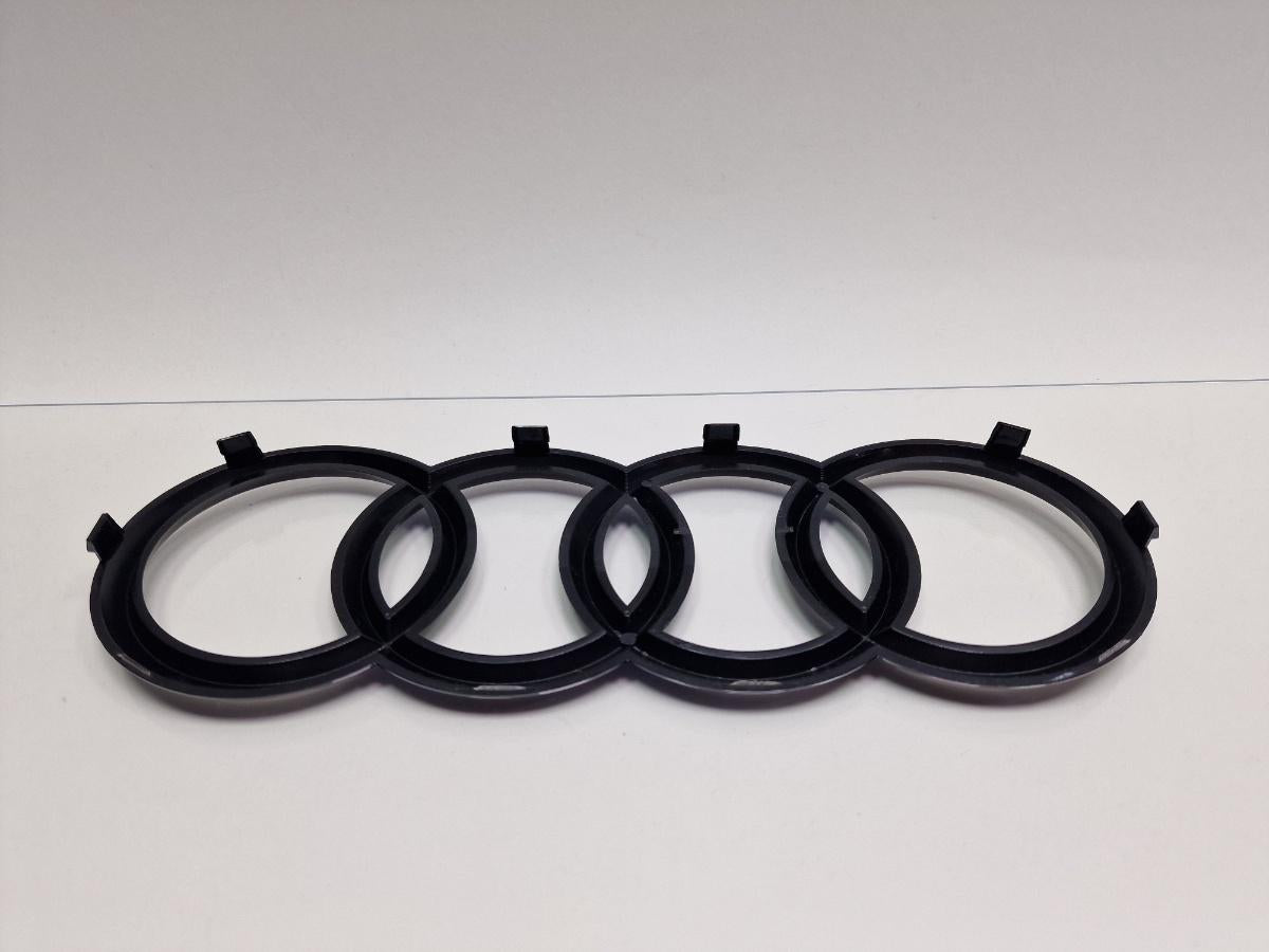 Emblema AUDI A3 Sportback 8VA, 8VF 2012 -> 1.6 TDI CLHA 8T0853605