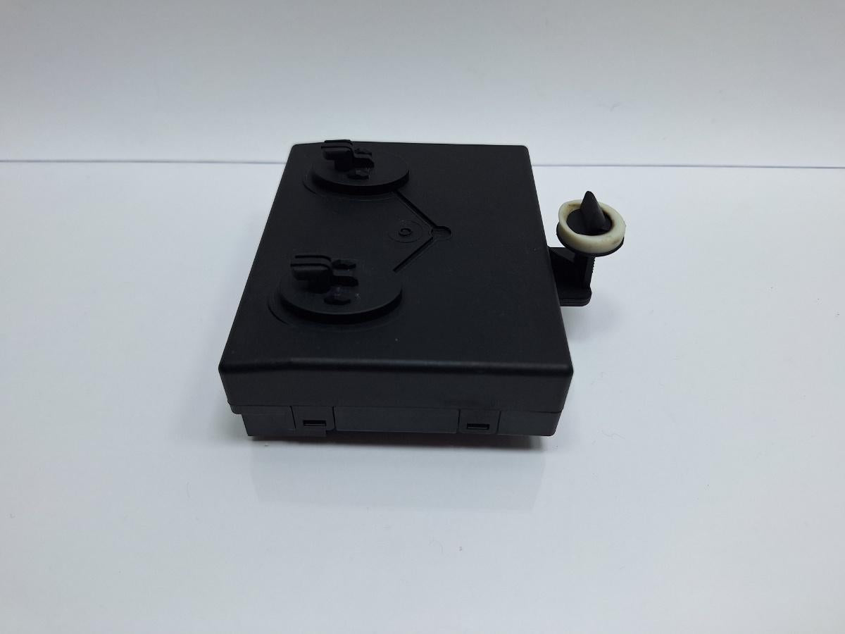 Modul usa stanga spate AUDI Q5 8RB 2008 -> 2.0 TDI quattro CAHA, CGLB, CMGA 8K0959795F