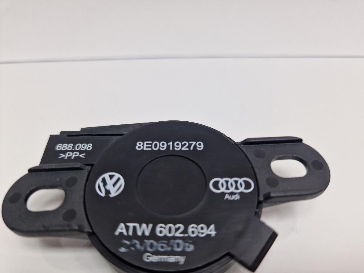 Difuzor senzor de parcare PDC AUDI Q5 8RB 2008 -> 2.0 TDI quattro CAHA, CGLB, CMGA 8E0919279