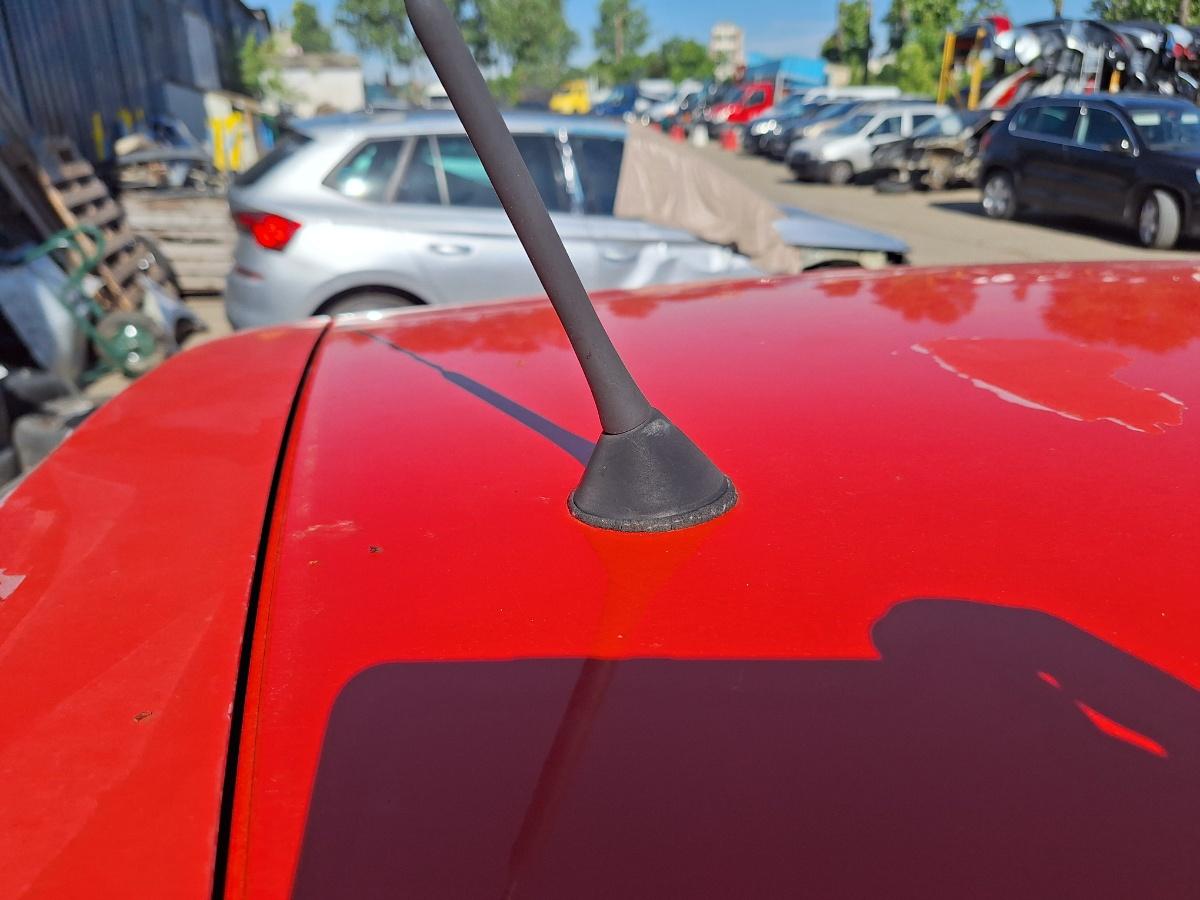 Antenă radio AUDI A3 8L1 2001 1.9 TDI ASZ 96KW|130HP 2001
