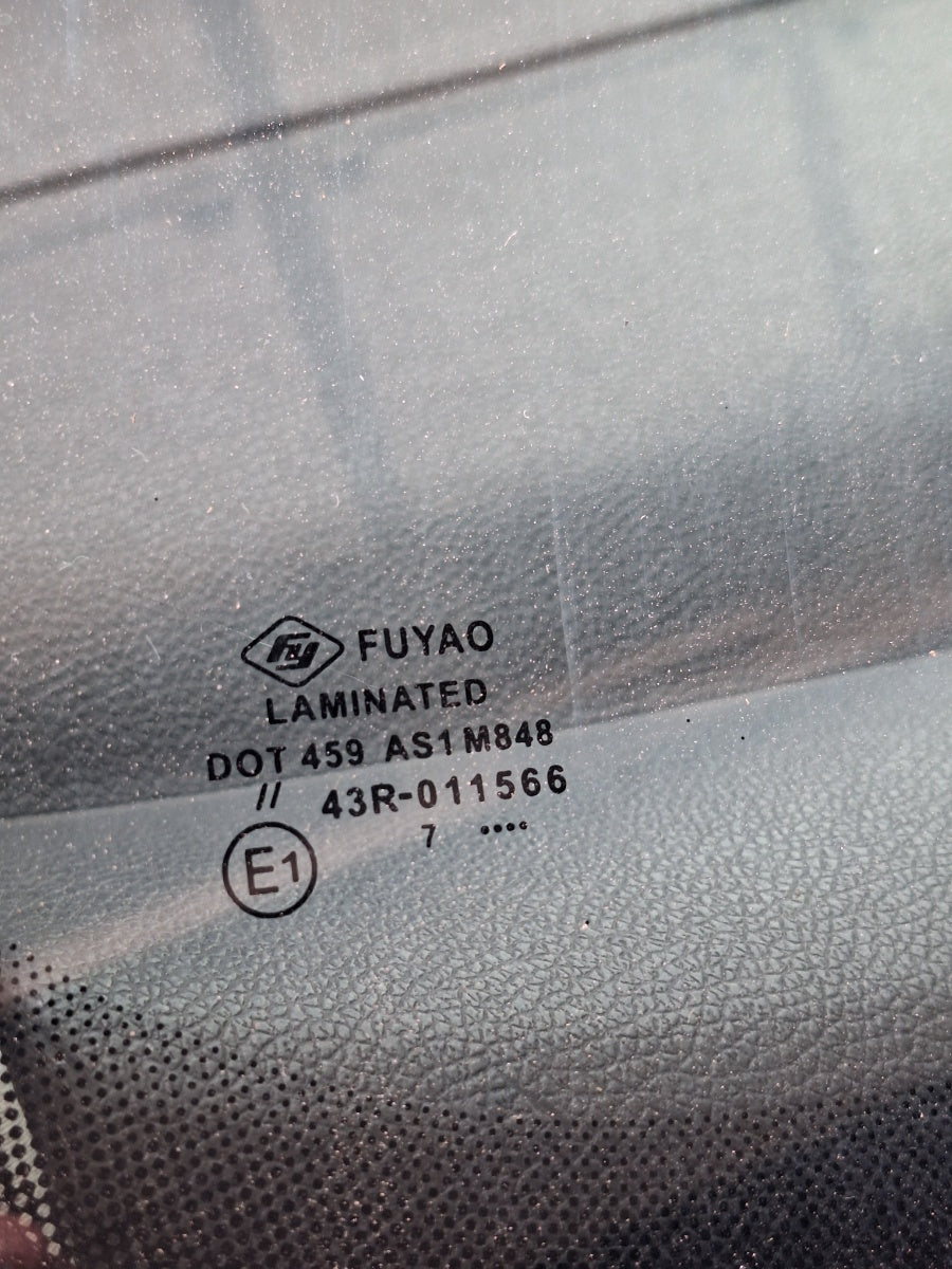 Geam parbriz fata VOLKSWAGEN GOLF V 1K1 2003 - 2009 1.9 TDI BKC, BLS, BXE FUYAO GLASS 43R-011566