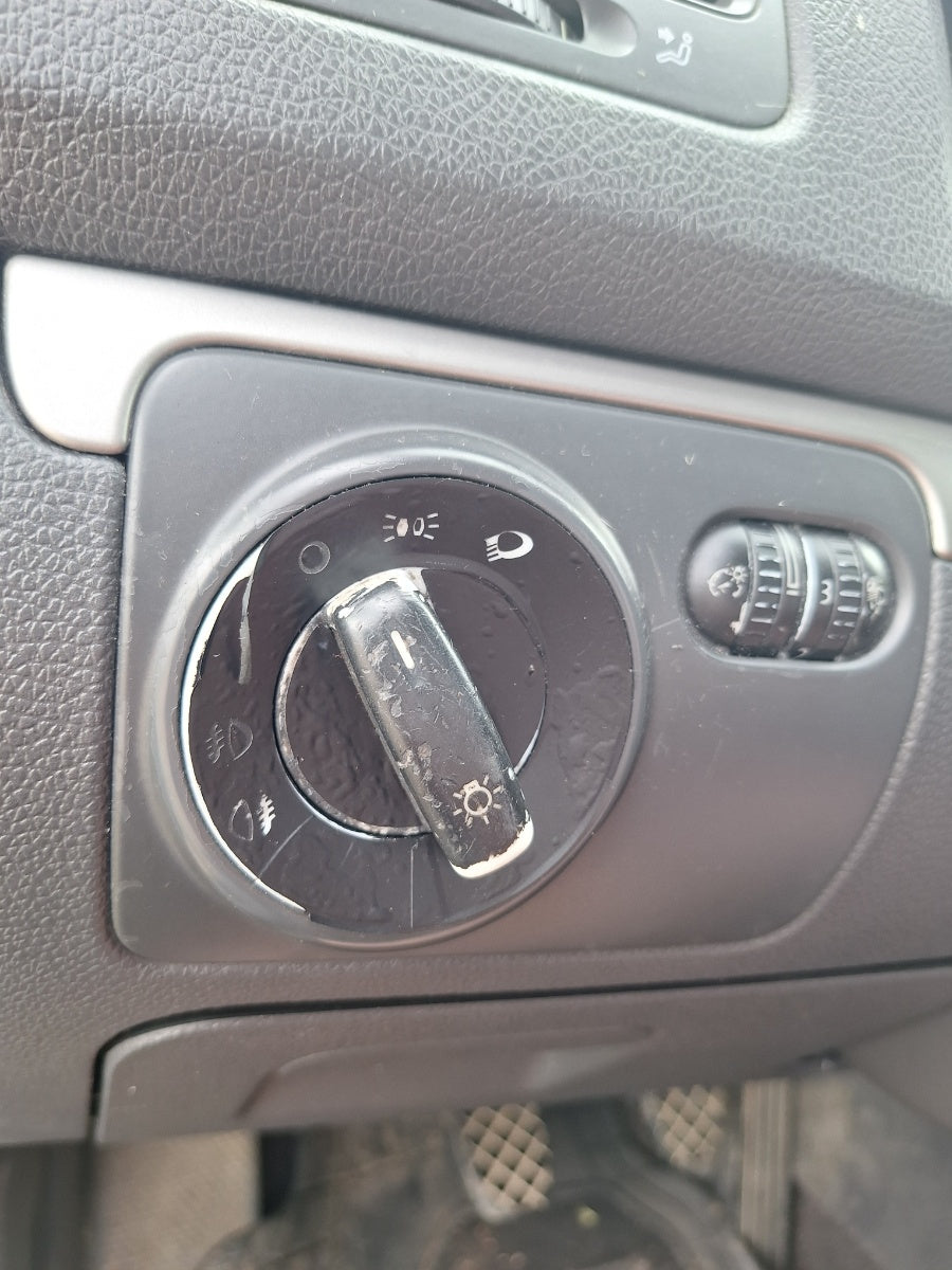 Bloc lumini VOLKSWAGEN GOLF V 1K1 2003 - 2009 1.9 TDI BKC, BLS, BXE