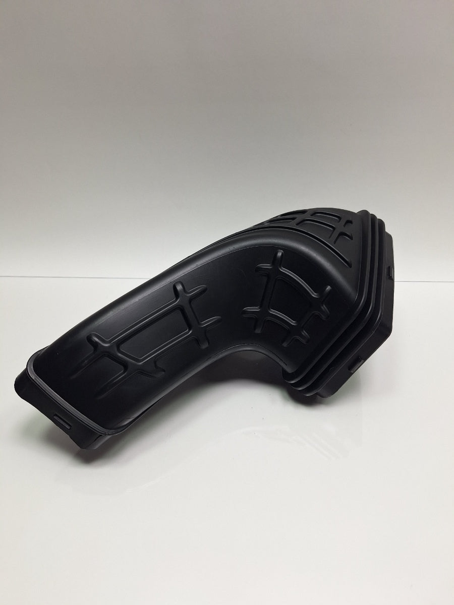 Furtun admisie aer AUDI Q5 8RB 2008 -> 2.0 TDI quattro CAHA, CGLB, CMGA 8R0129739A