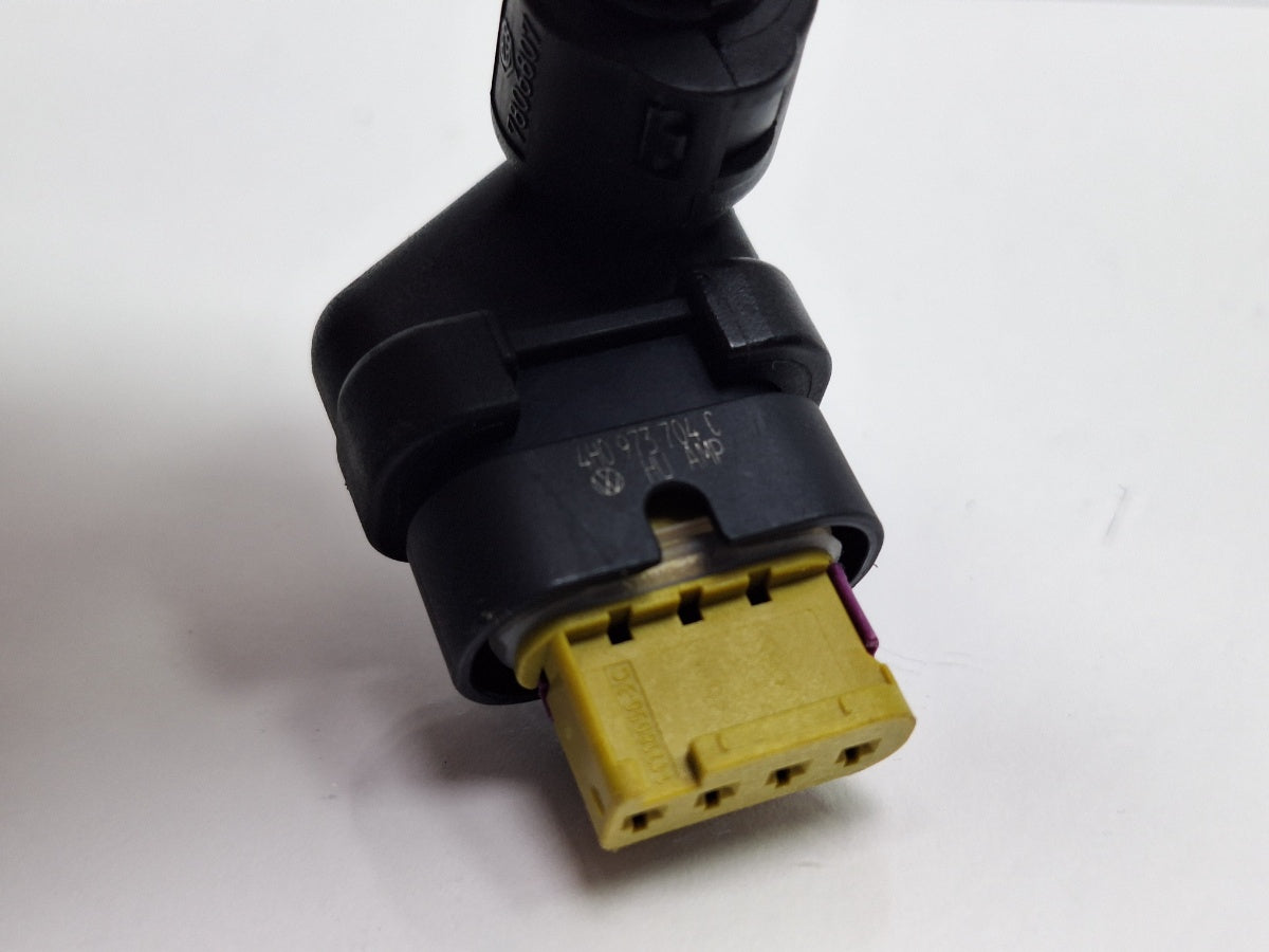 Mufa conector 4 pini AUDI Q5 8RB 2008 -> 2.0 TDI quattro CAHA, CGLB, CMGA 4H0973704C