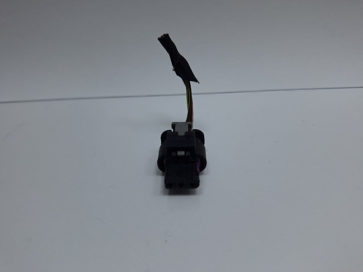 Mufa conector 3 pini AUDI Q5 8RB 2008 -> 2.0 TDI quattro CAHA, CGLB, CMGA 4F0973703