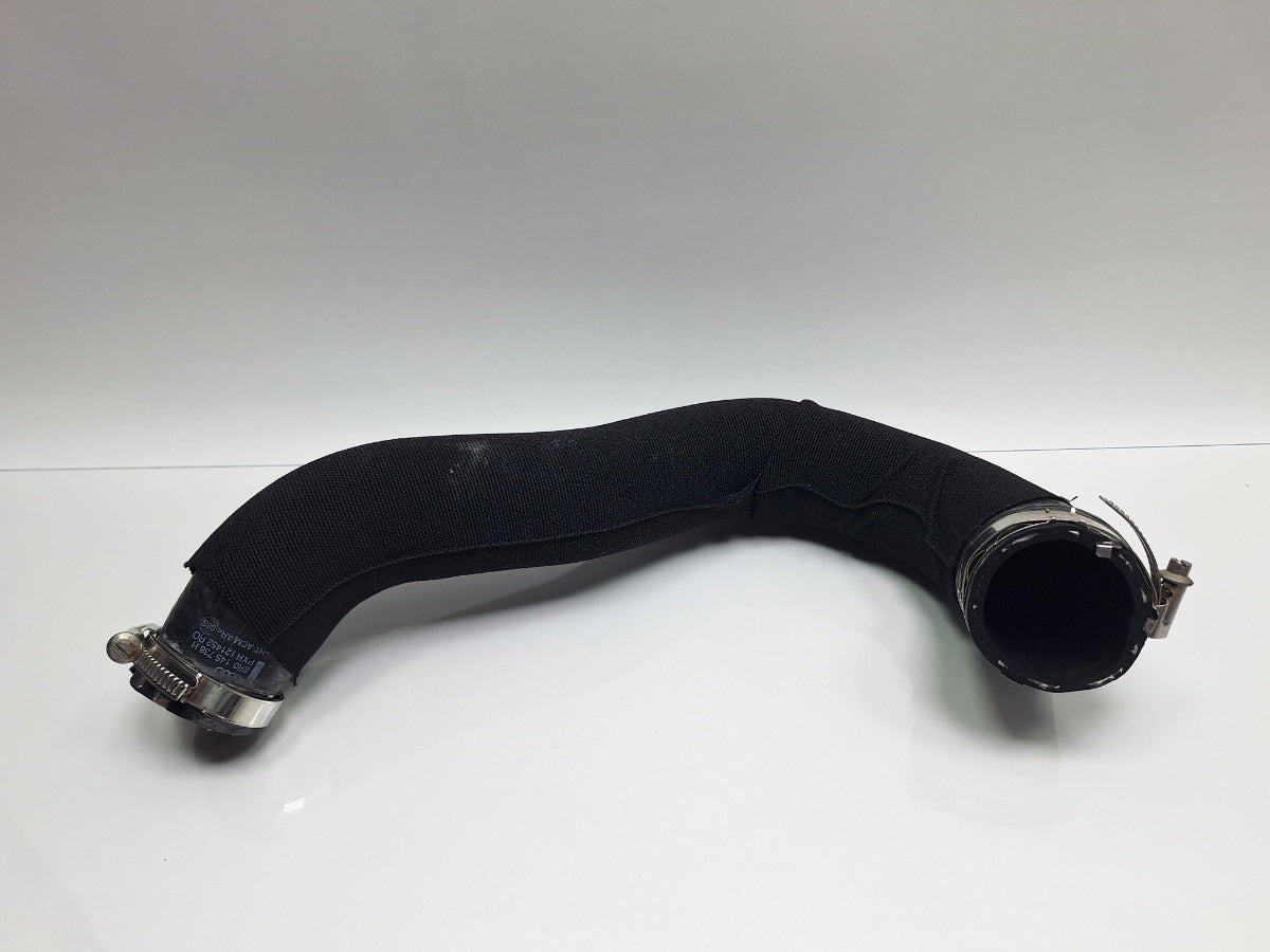 Furtun intercooler AUDI Q5 8RB 2008 -> 2.0 TDI quattro CAHA, CGLB, CMGA 8R0145738H