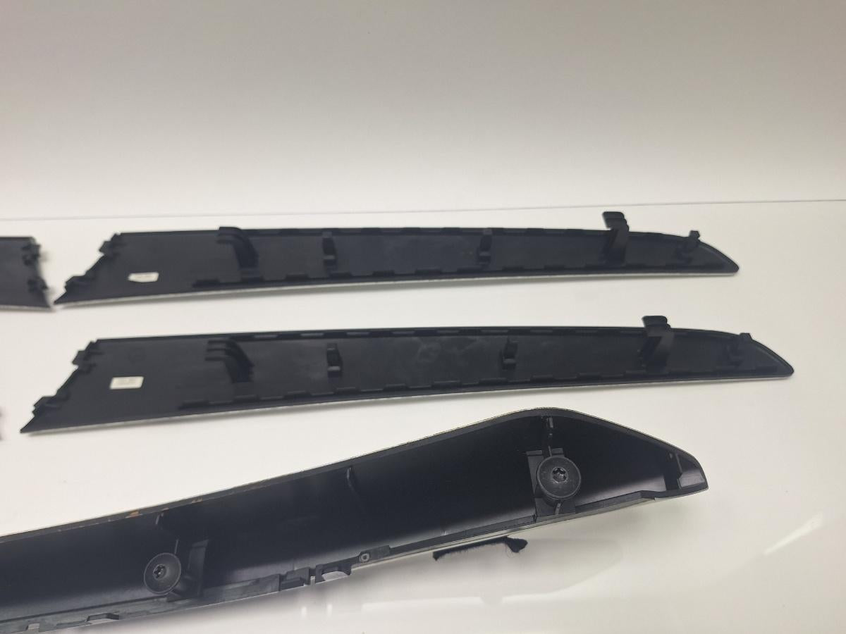 Ornamente usi si consola nichel AUDI Q5 8RB 2008 -> 2.0 TDI quattro CAHA, CGLB, CMGA 8R0867409