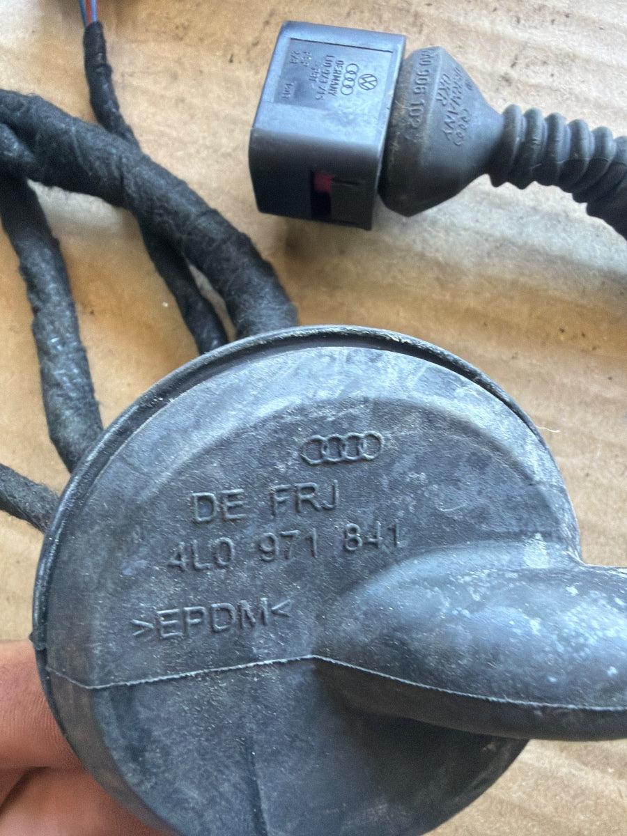 Cablaj portiera spate dreapta AUDI A4 IV Avant 8K5, B8 2007 - 2015 2.0 TDI CAGA, CJCA, CMEA, CMFA